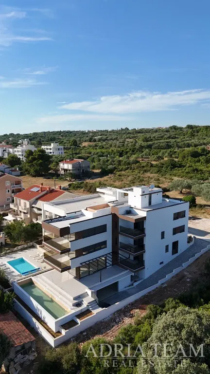 LUXURY APARTMENT S2, 80m FROM THE SEA, NEW BUILDING - KOŽINO