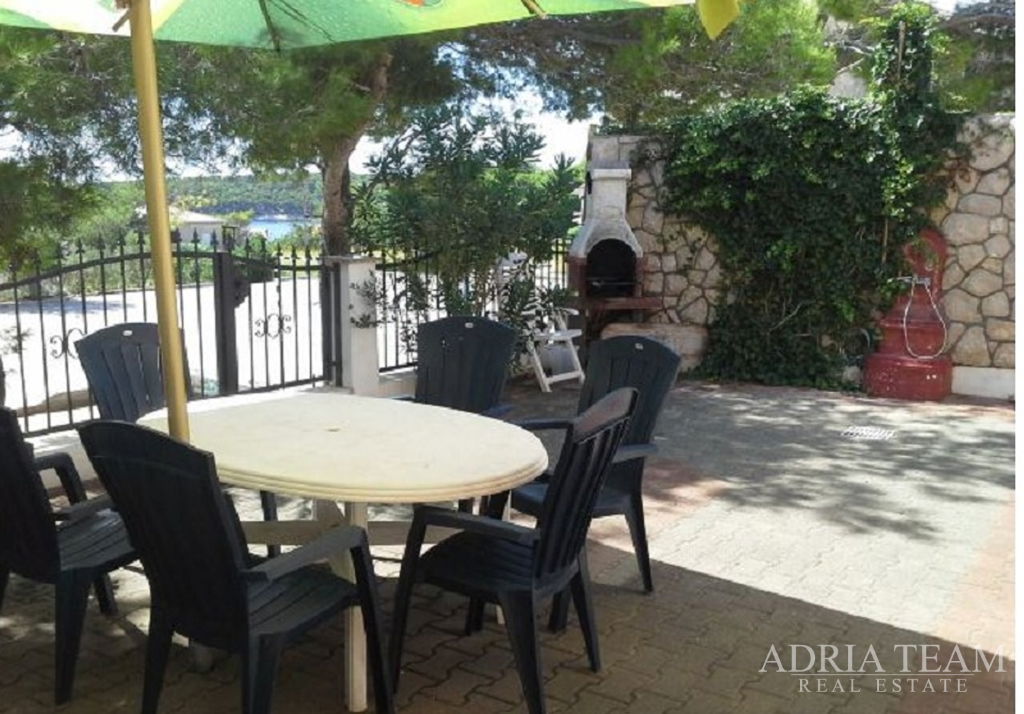 STUDIO APARTMENT 44 m² – GROUND FLOOR – BARBAT, ISLAND OF RAB