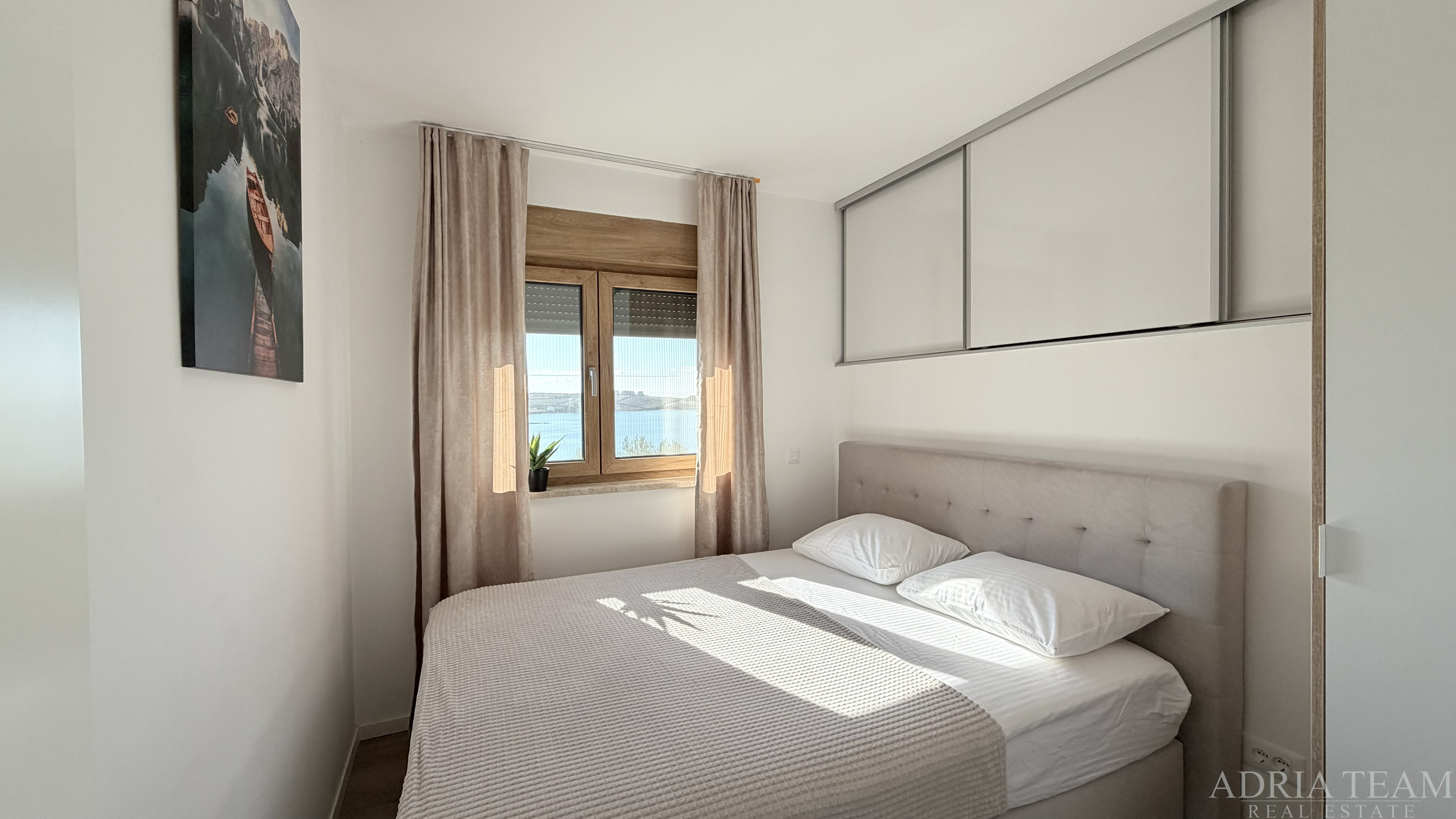 APARTMENT – 1ST FLOOR – FIRST LINE TO THE SEA – SEA VIEW - POVLJANA, PAG