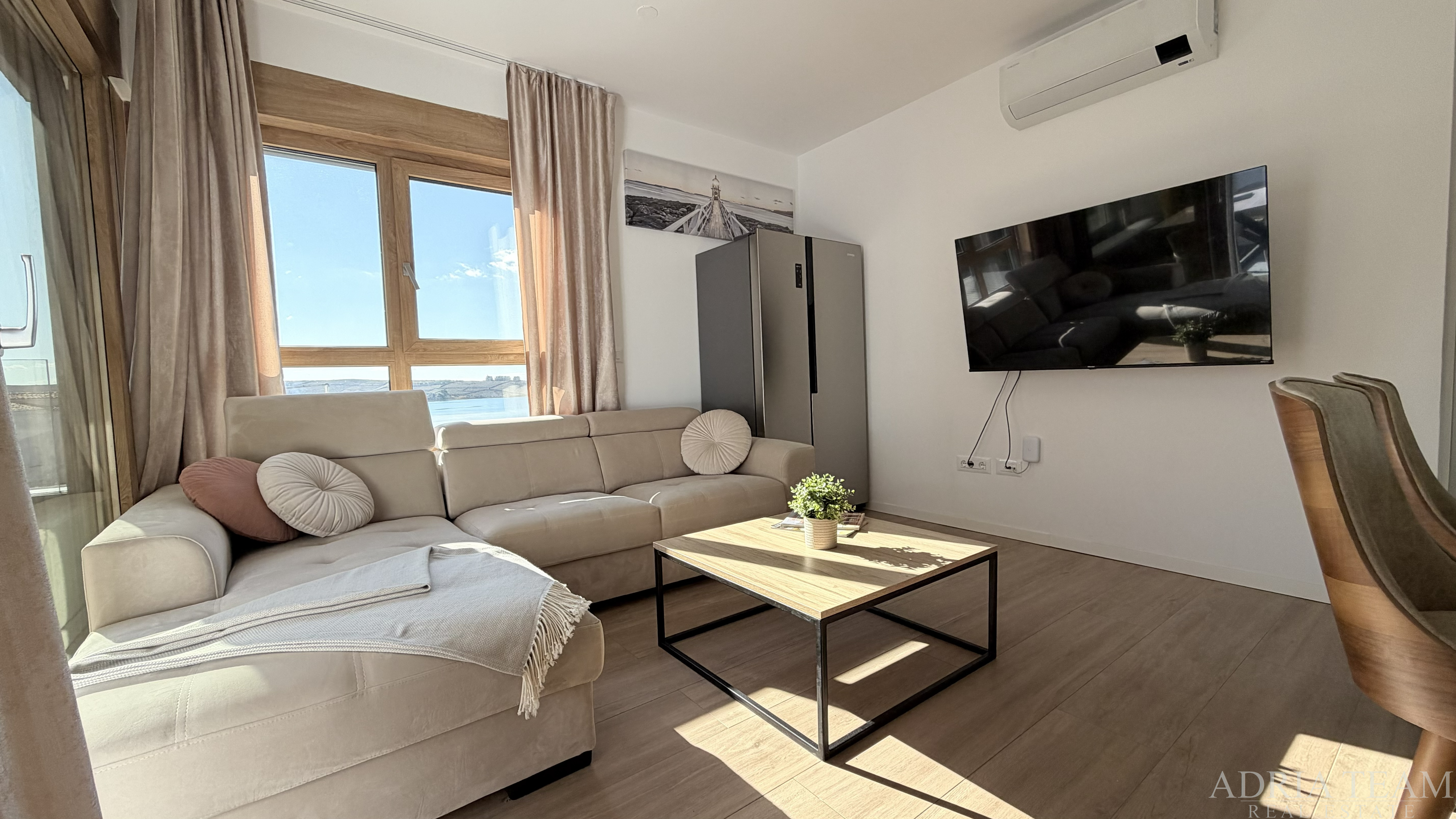 APARTMENT – 1ST FLOOR – FIRST LINE TO THE SEA – SEA VIEW - POVLJANA, PAG