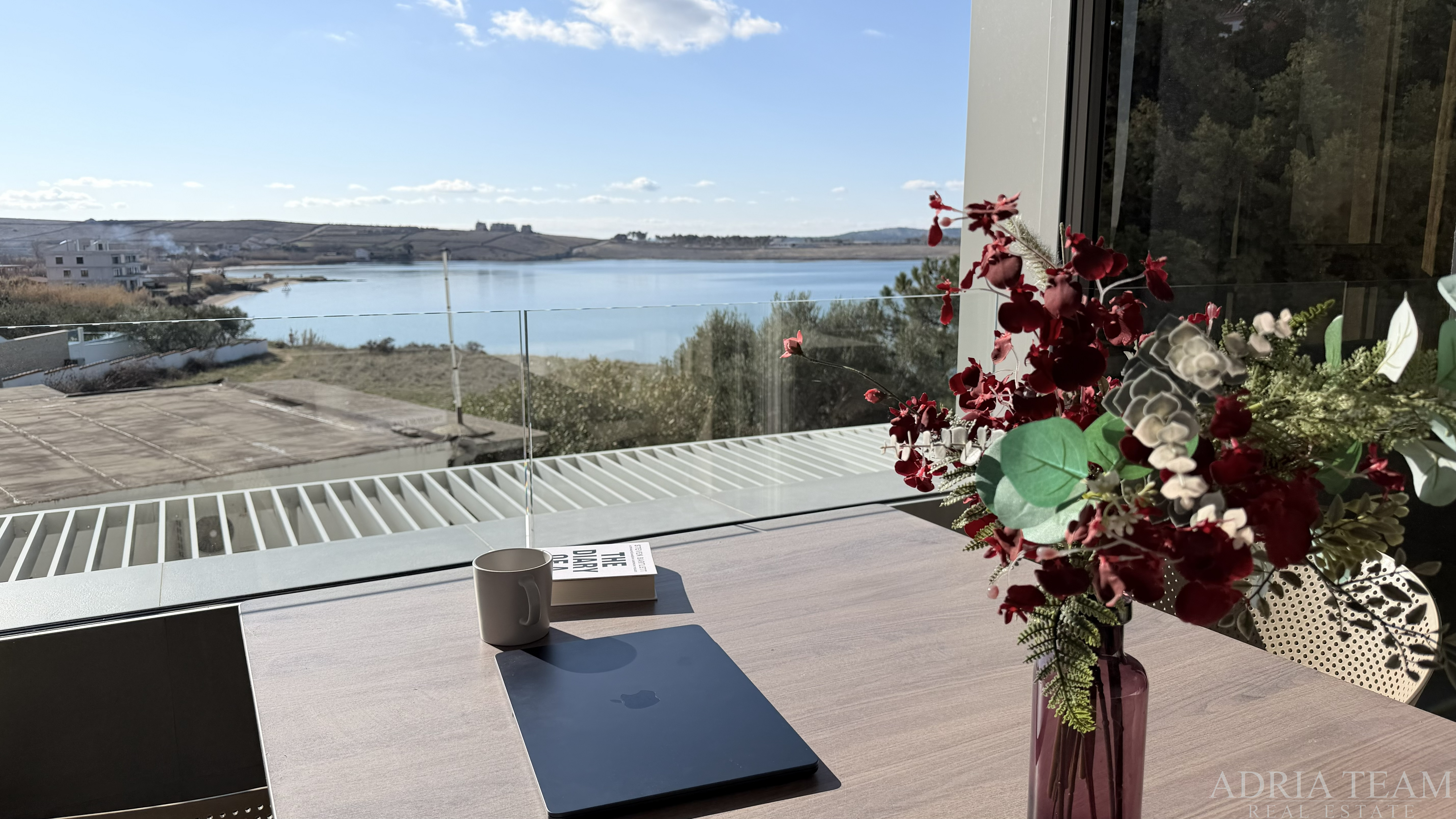 APARTMENT – 1ST FLOOR – FIRST LINE TO THE SEA – SEA VIEW - POVLJANA, PAG