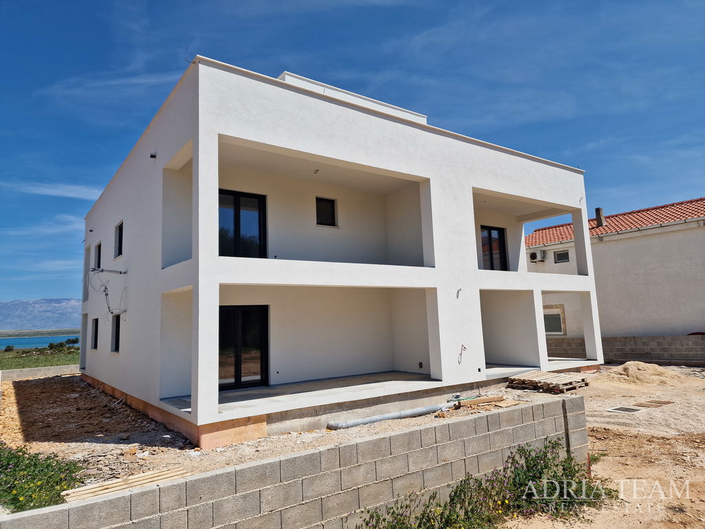 APARTMENT IN A RESIDENTIAL BUILDING ON THE FIRST FLOOR, NEW CONSTRUCTION - VIR