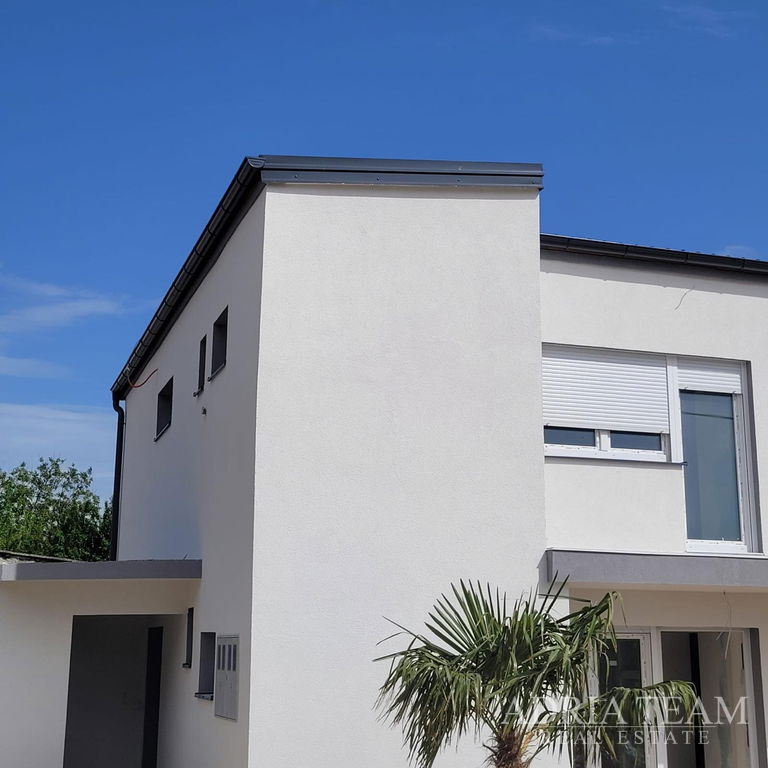 APARTMENT WITH GARDEN, QUIET AND PEACEFUL LOCATION - POSEDARJE, ZADAR