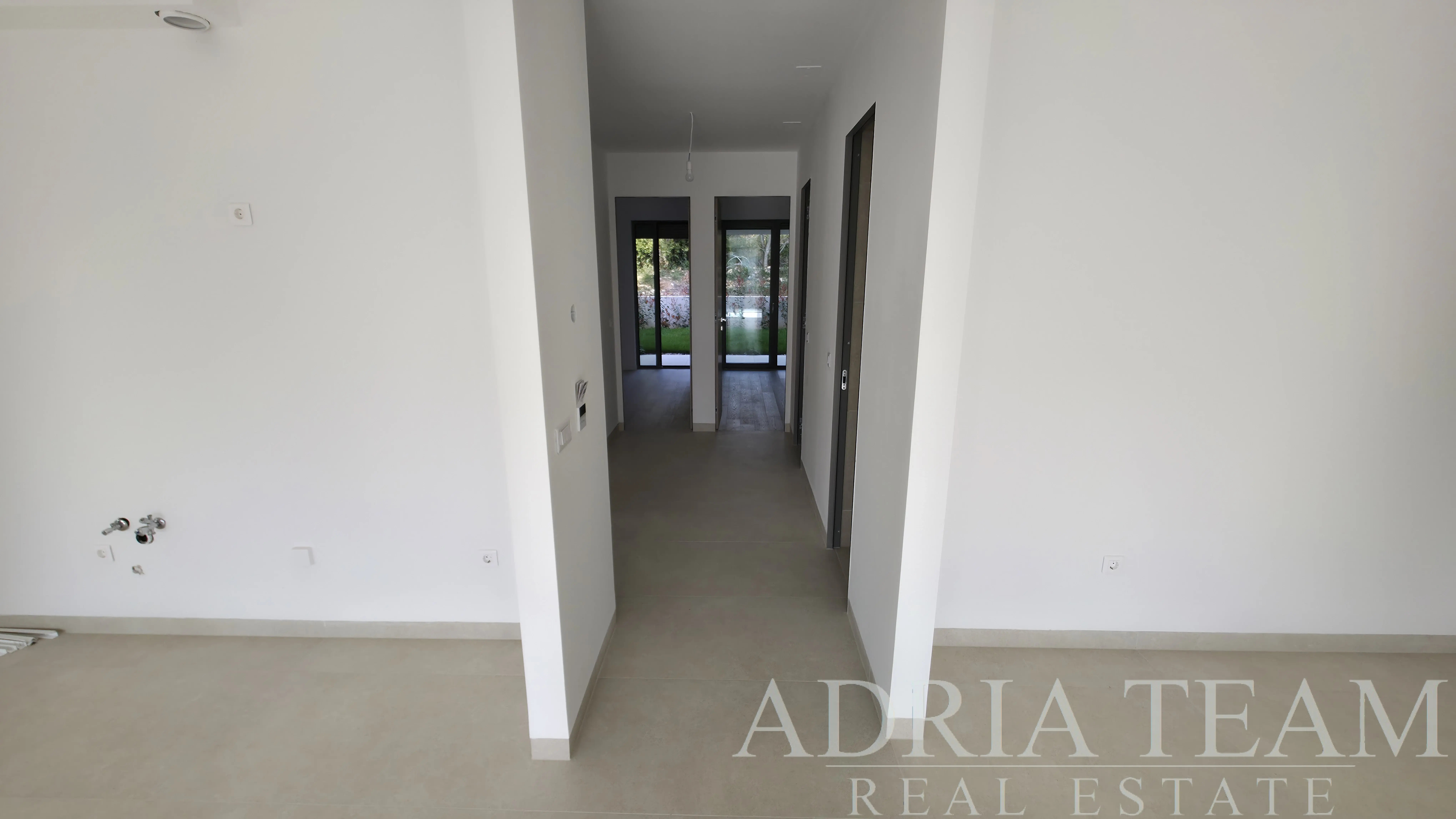 EXCLUSIVE S2 APARTMENT WITH PRIVATE GARDEN - ZADAR, BORIK