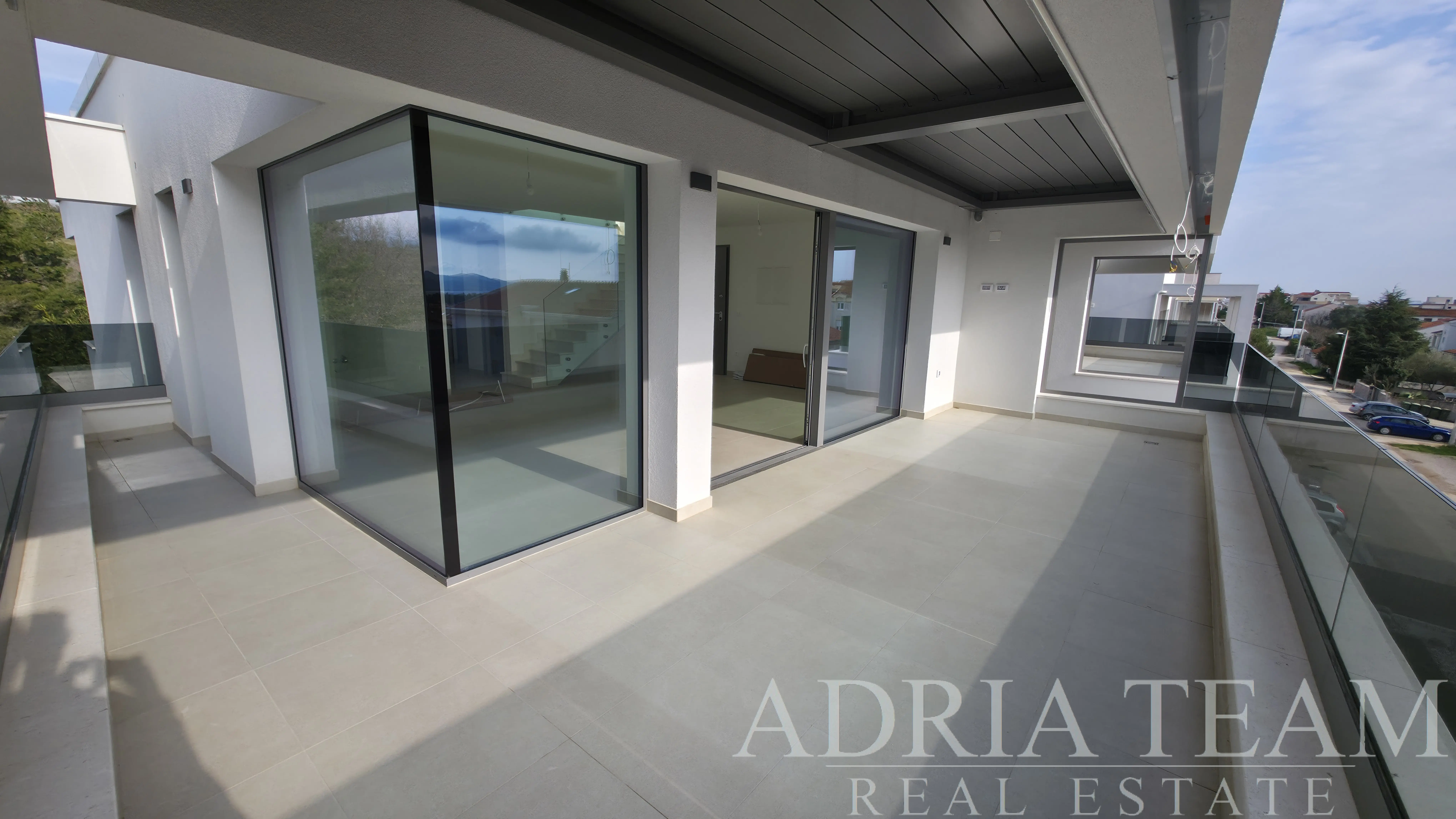 PENTHOUSE S5 WITH THREE BEDROOMS AND A ROOF TERRACE – ZADAR, BORIK