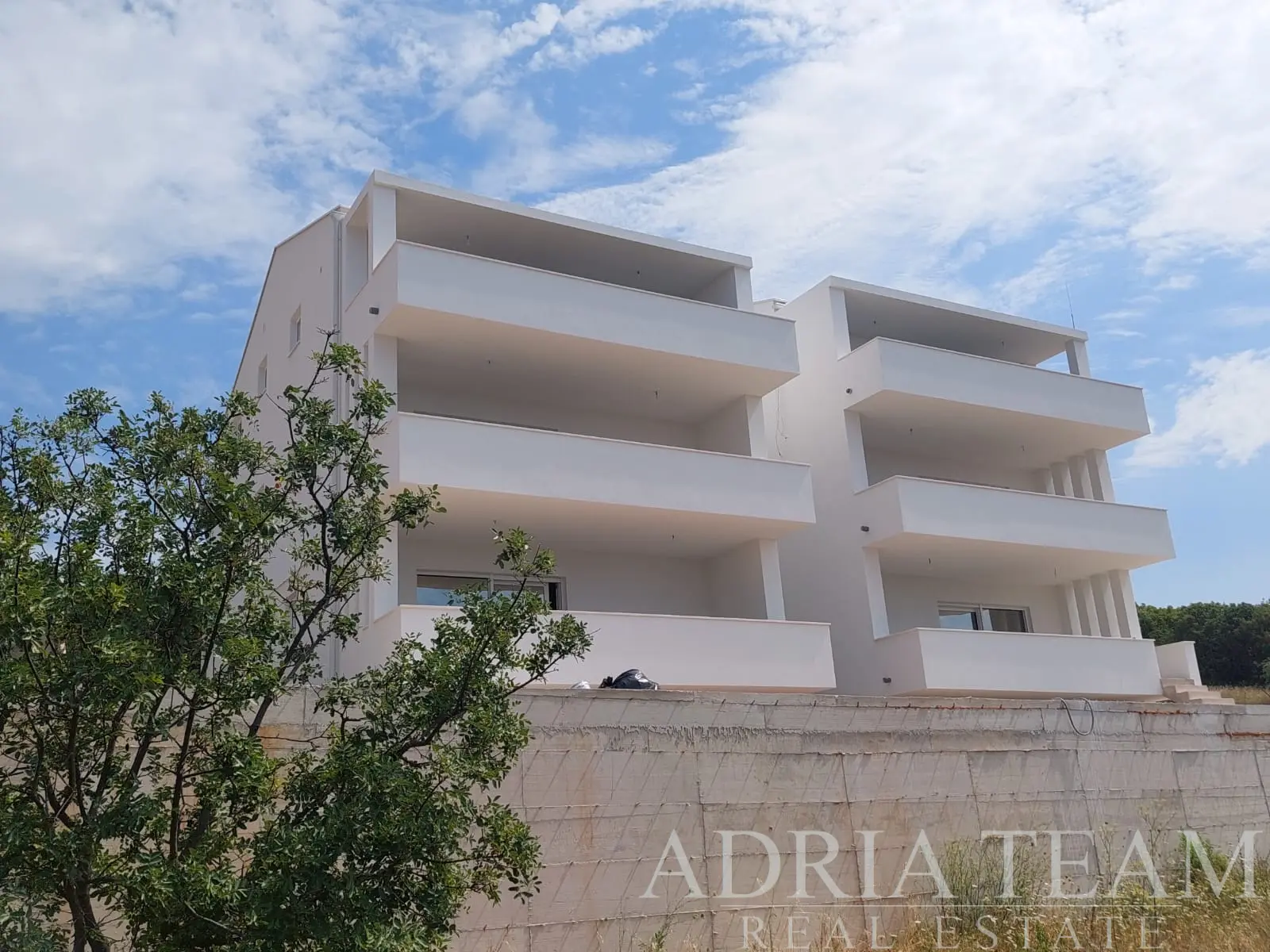 2-BEDROOM APARTMENT ON THE GROUND FLOOR WITH A GARDEN – ŠIMUNI, PAG