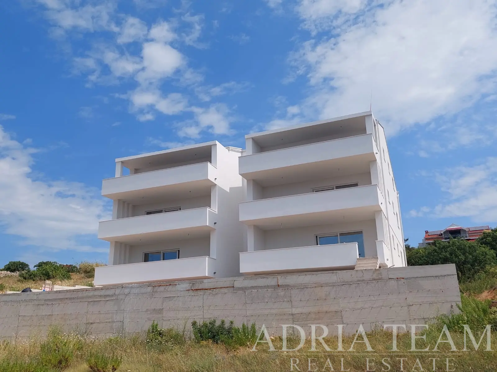 2-BEDROOM APARTMENT ON THE GROUND FLOOR WITH A GARDEN – ŠIMUNI, PAG