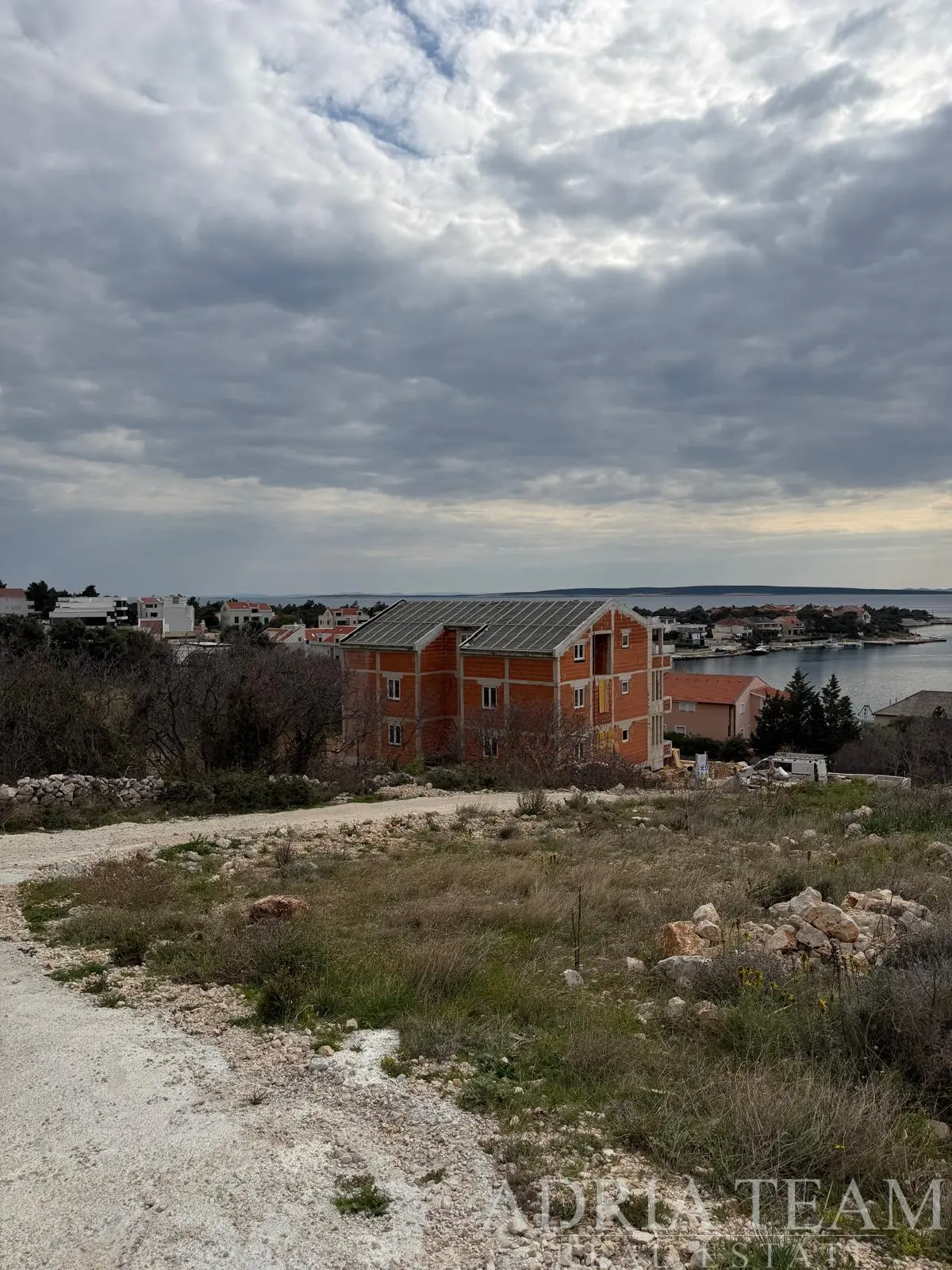 NEW CONSTRUCTION: 2-BEDROOM APARTMENT, 1ST FLOOR – ŠIMUNI, PAG