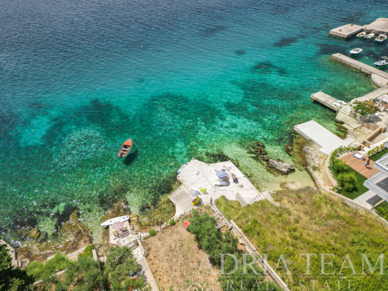 PENTHOUSE WITH THREE BEDROOMS AND SEA VIEW – STARA POVLJANA, PAG property for sale