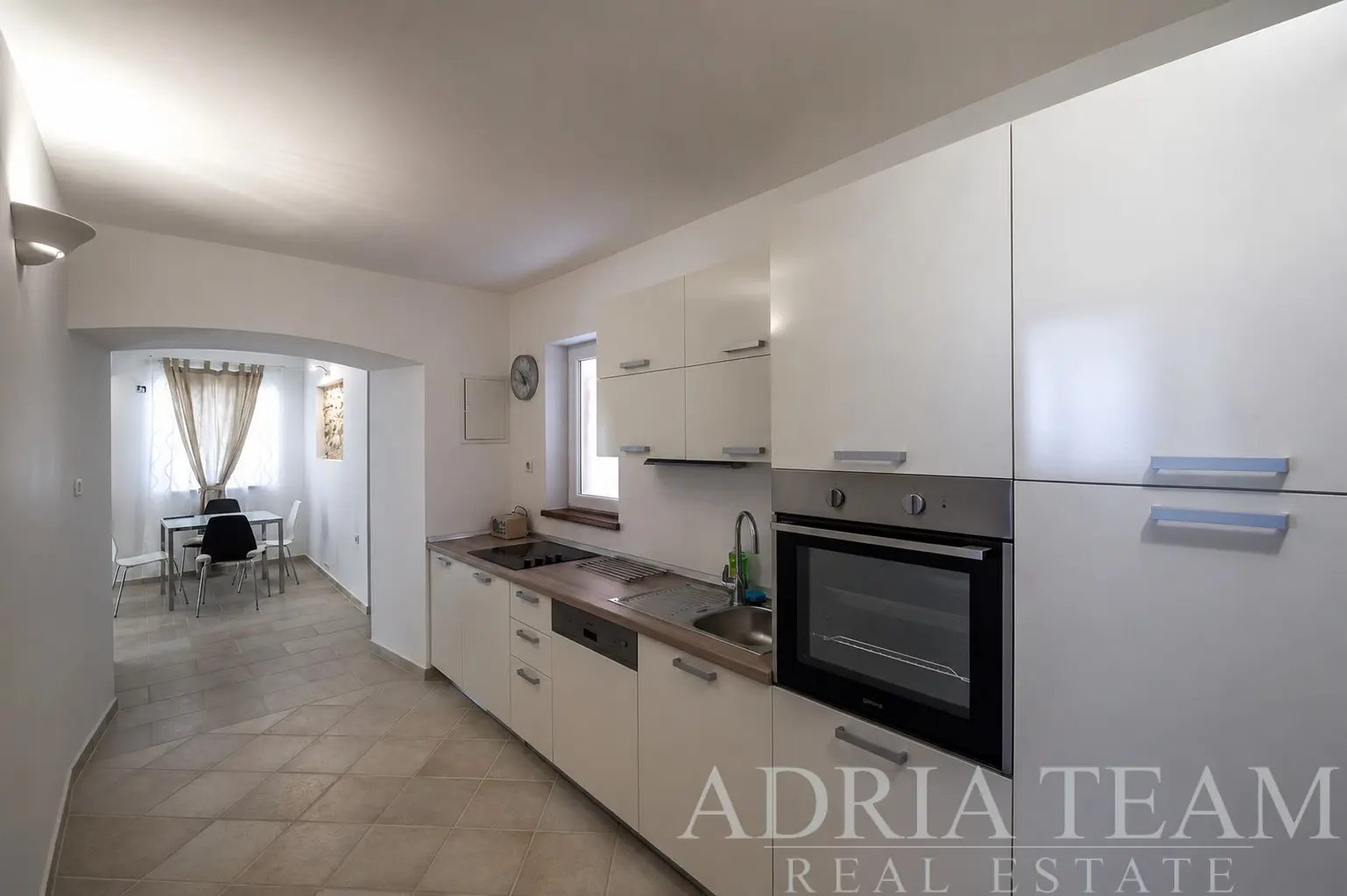 APARTMENT FIRST ROW TO THE SEA – VINJERAC, ZADAR RIVIERA