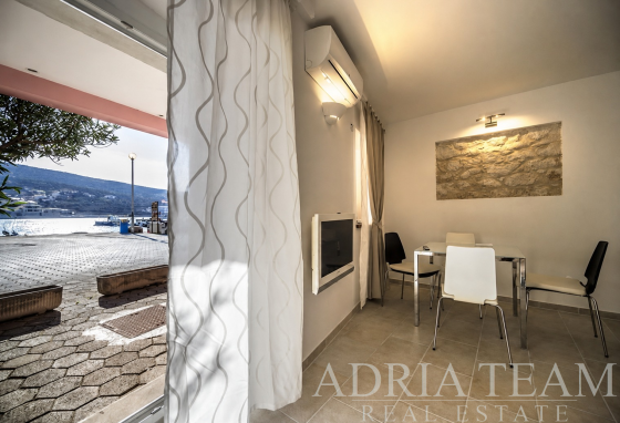 APARTMENT FIRST ROW TO THE SEA – VINJERAC, ZADAR RIVIERA property for sale