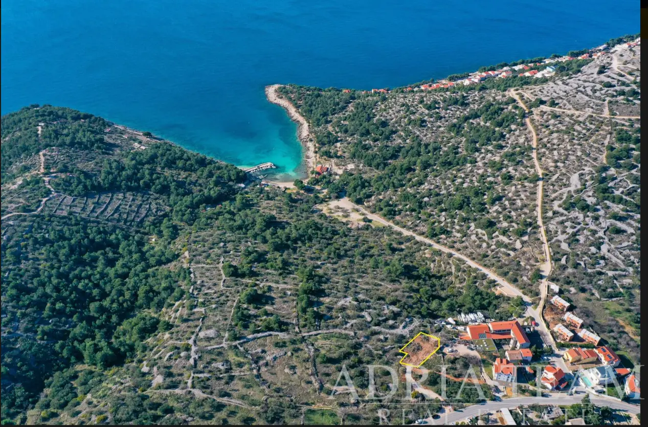 BUILDING PLOT WITH VALID BUILDING PERMIT AND PANORAMIC SEA VIEW – MURTER