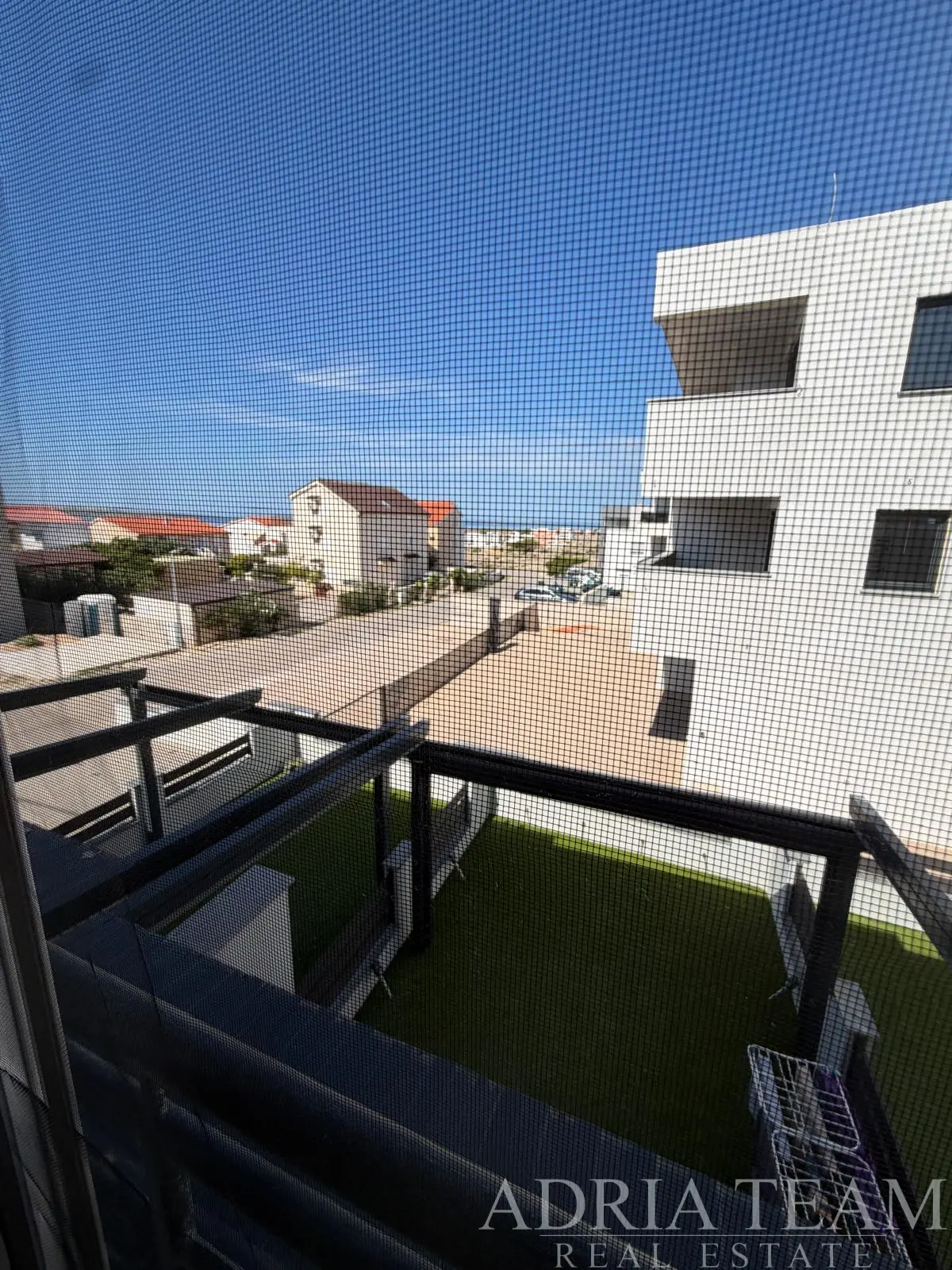 MODERN TWO-LEVEL APARTMENT WITH GARDEN AND TERRACES,700 m from the sea – POVLJANA, ISLAND OF PAG