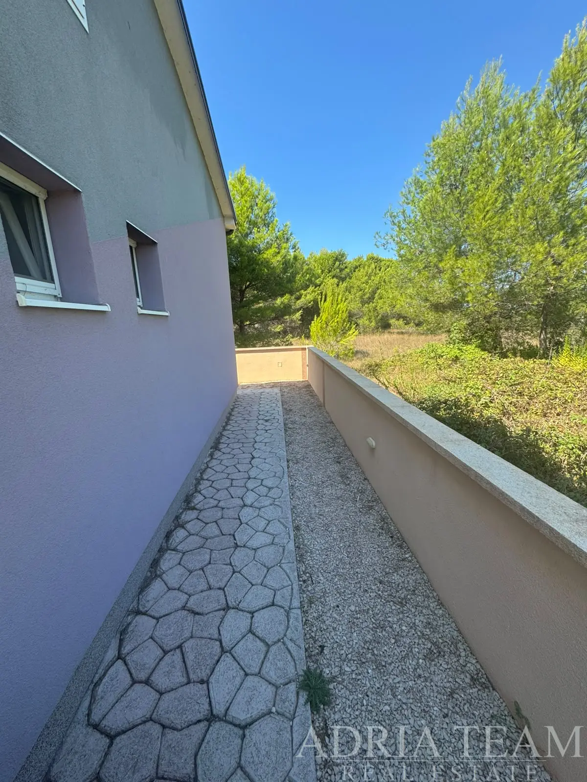 TWO-BEDROOM APARTMENT WITH PRIVATE GARDEN – VIR ISLAND