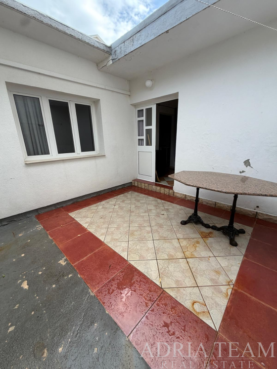 TWO GROUND-FLOOR APARTMENTS FOR RENOVATION – INVESTMENT OPPORTUNITY – PAG property for sale