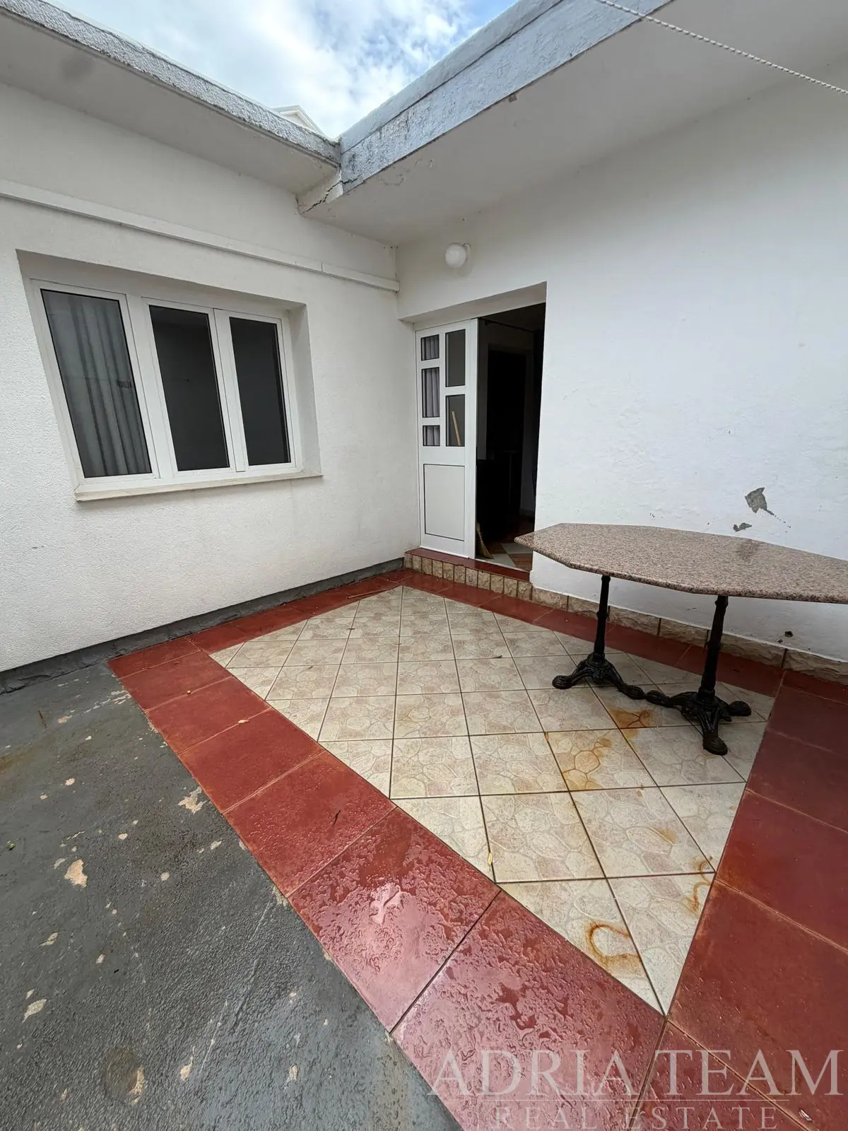 TWO GROUND-FLOOR APARTMENTS FOR RENOVATION – INVESTMENT OPPORTUNITY – PAG