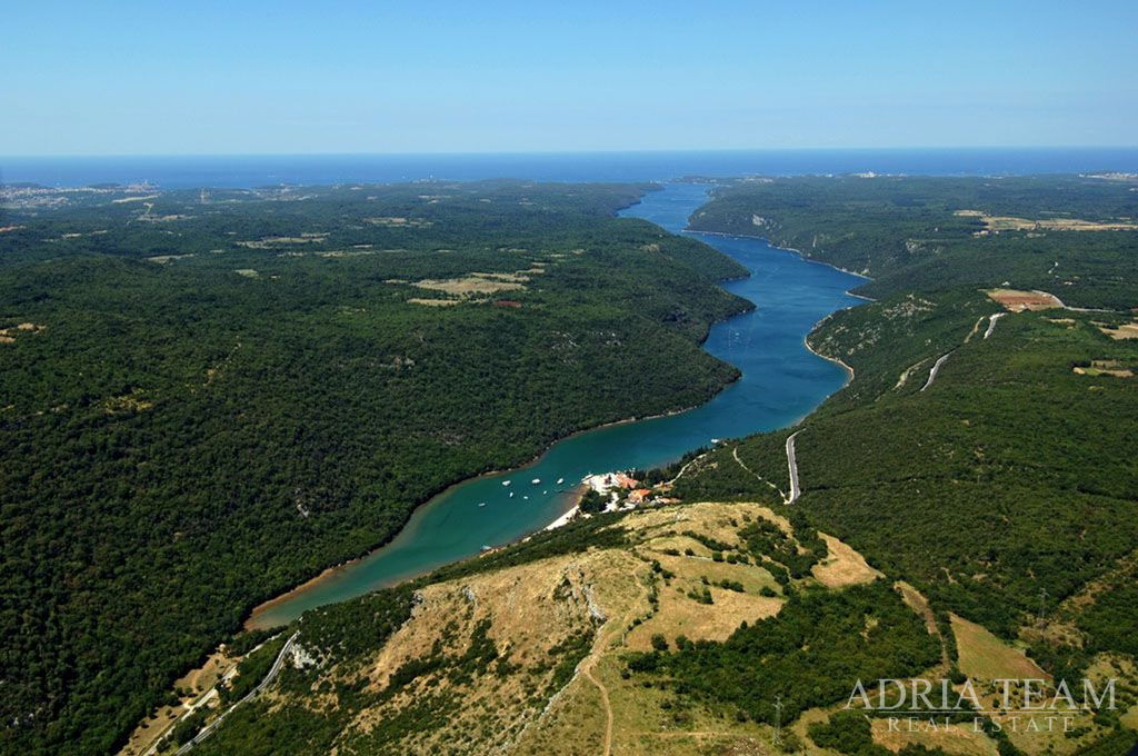 AGRICULTURAL LAND SUITABLE FOR TOURISM – NEAR ROVINJ (KANFANAR)