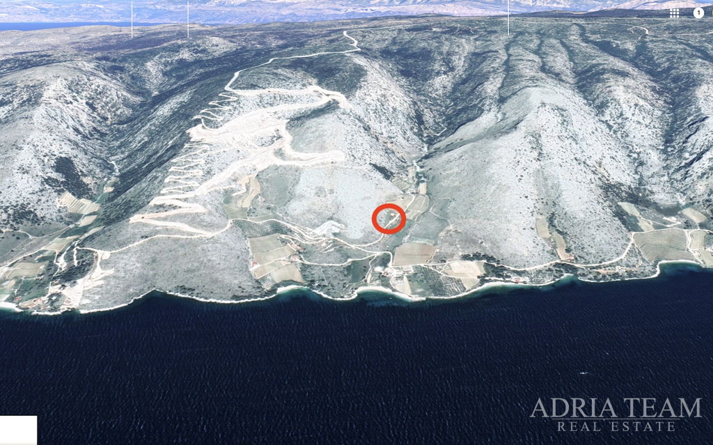 AGRICULTURAL LAND – ISLAND OF BRAČ
