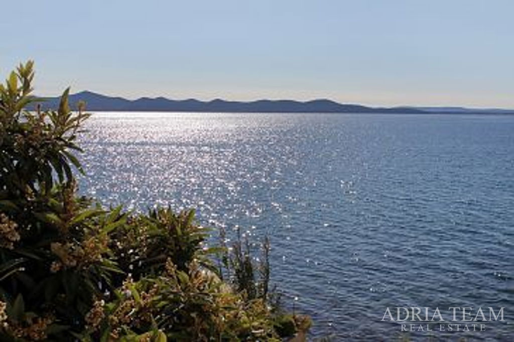 BUILDING LAND FIRST ROW TO THE SEA – KOŽINO, ZADAR – EXCEPTIONAL INVESTMENT OPPORTUNITY