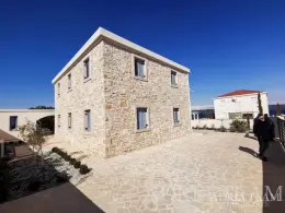 LUXURY STONE VILLA WITH POOL – PAŠMAN property for sale