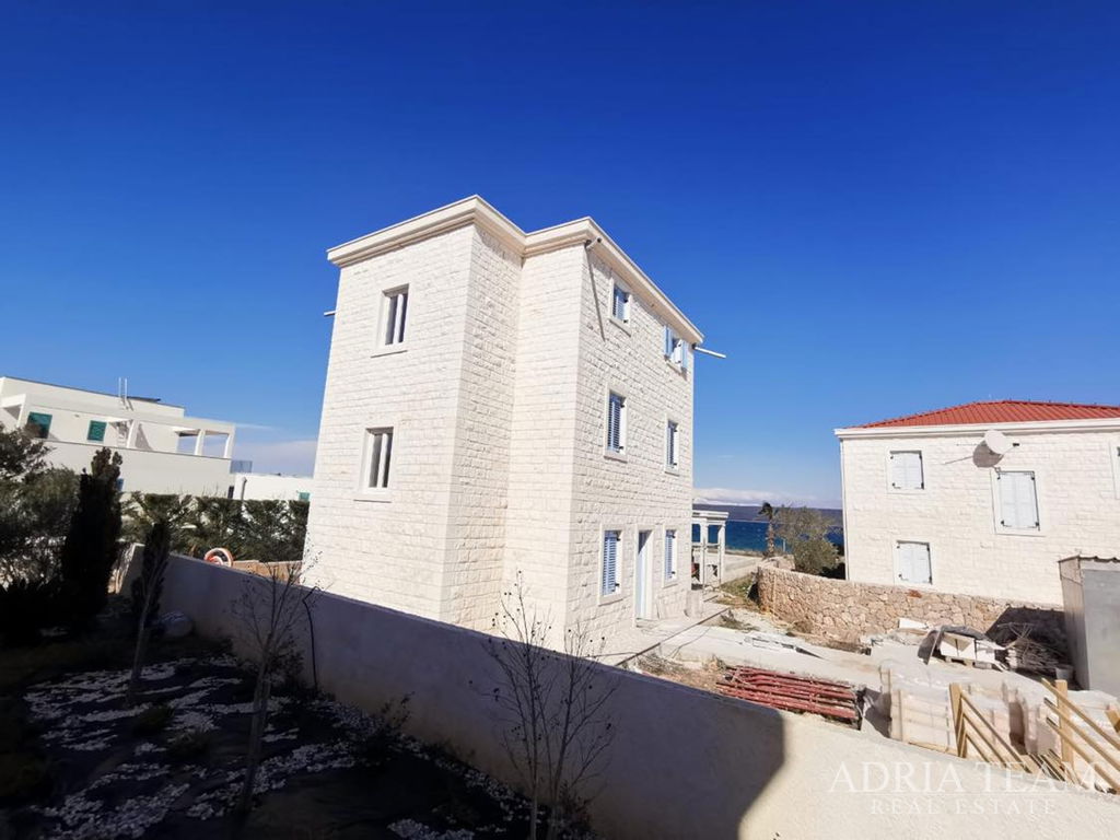 LUXURY STONE VILLA WITH POOL – PAŠMAN