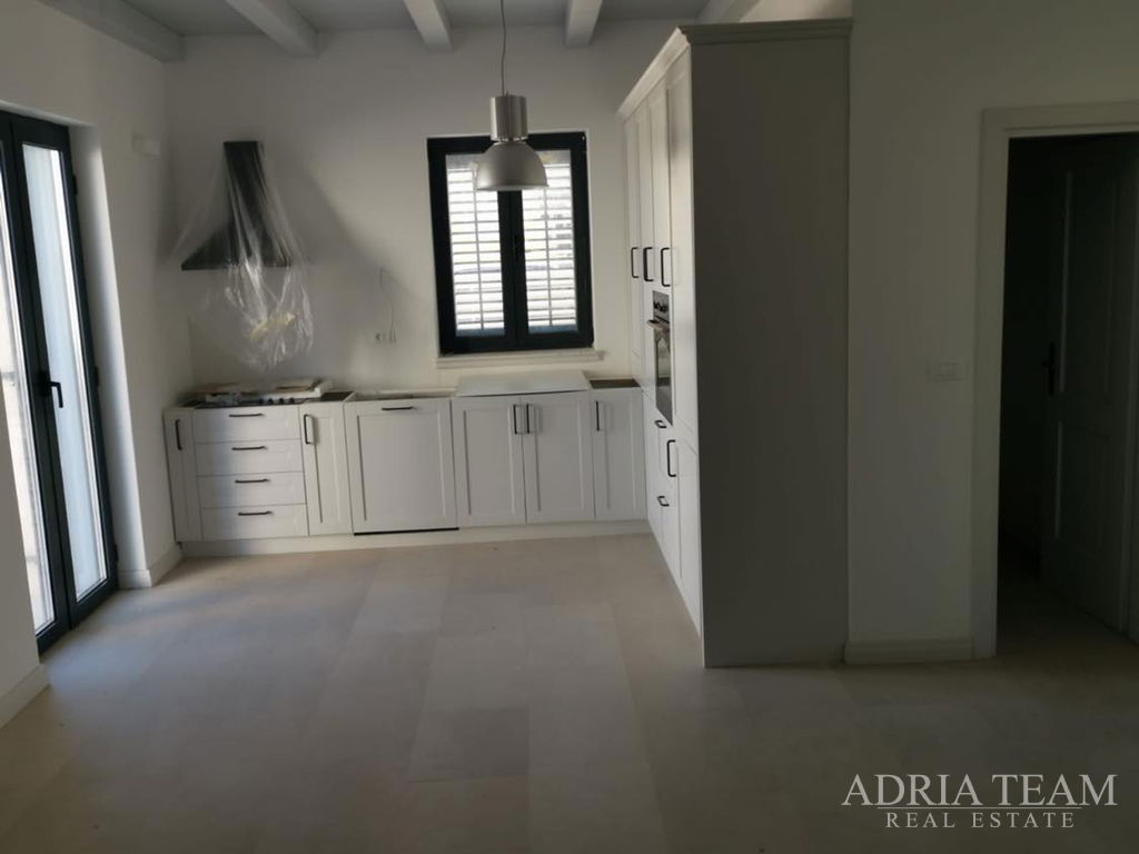 LUXURY STONE VILLA WITH POOL – PAŠMAN