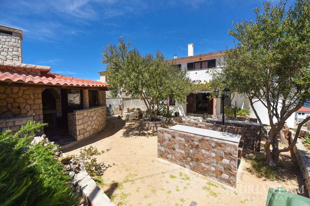 TWO-BEDROOM APARTMENT 80.47 m² – 150 M FROM THE SEA – PAG