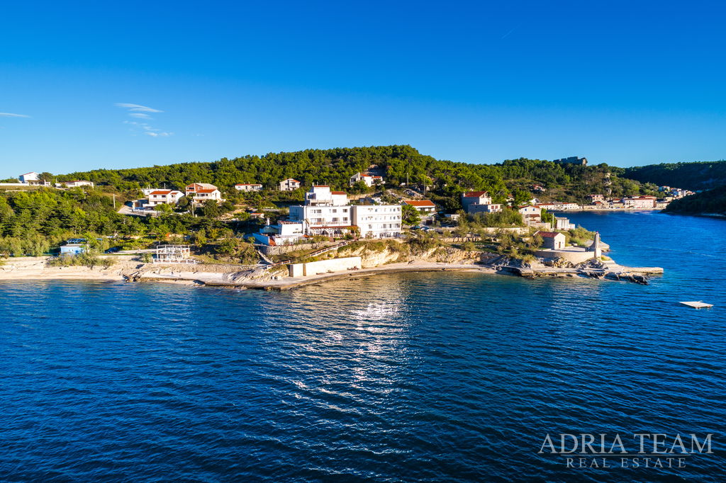 HOTEL INVESTMENT PROJECT WITH BUILDING PERMIT – NOVIGRAD